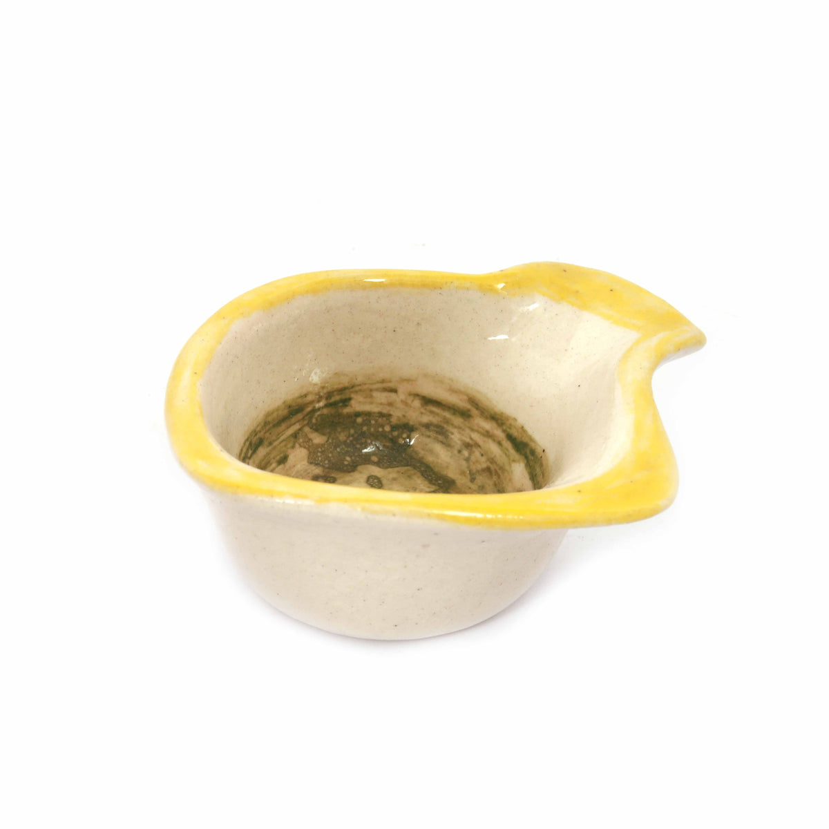 Buttercup Pour
