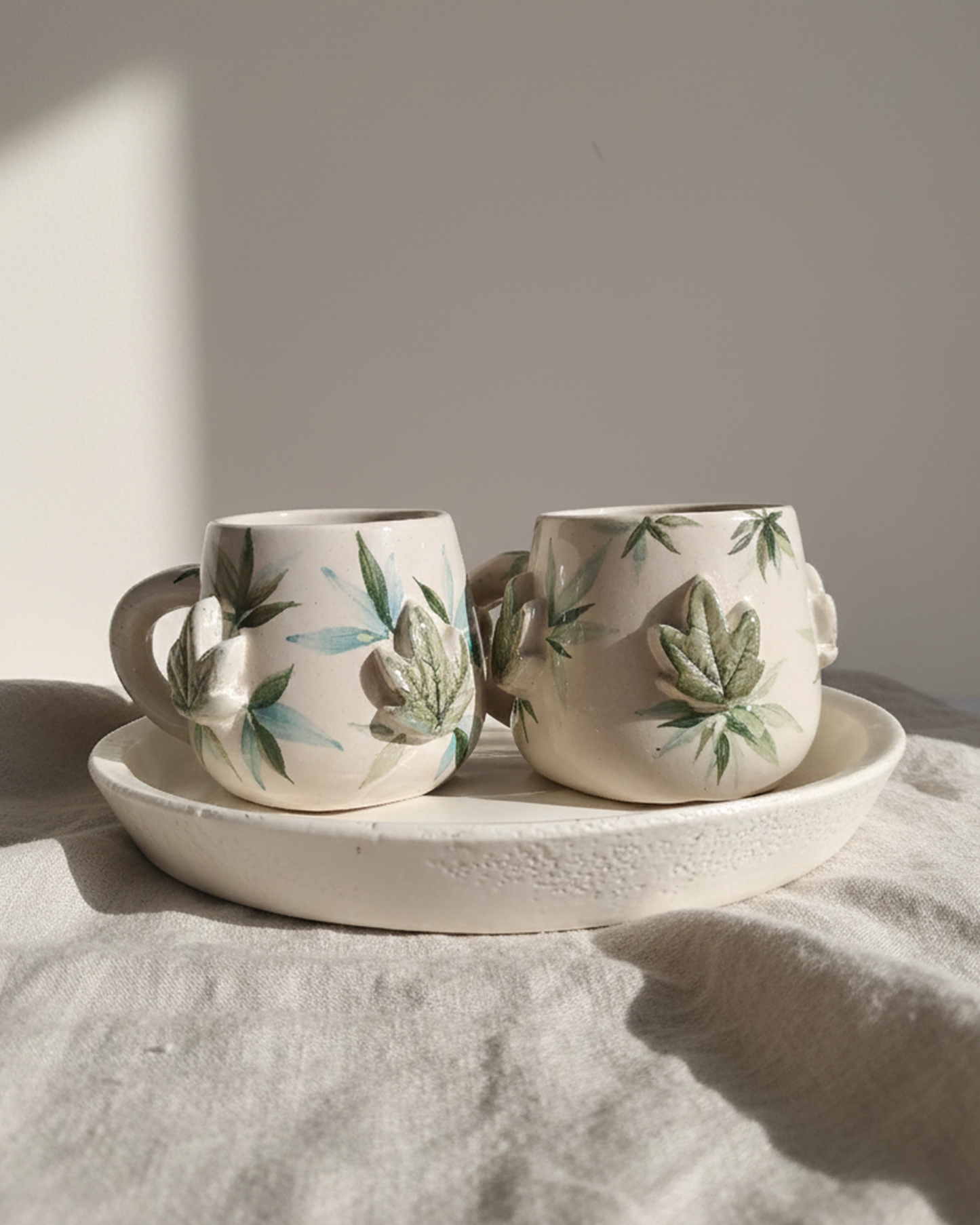 Leafy Mug with Round Handles