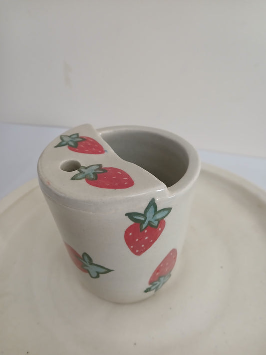 Strawberry Half Lid Tumbler